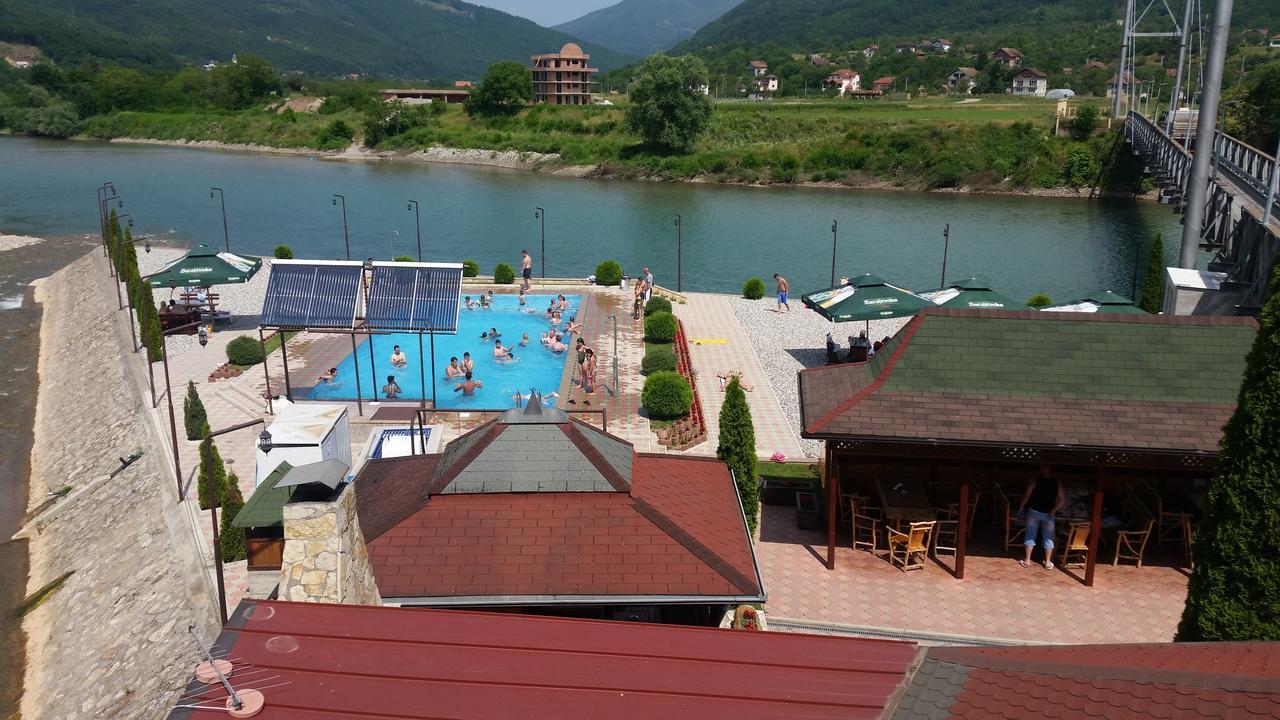 Отель Pansion Basa Ustikolina Экстерьер фото