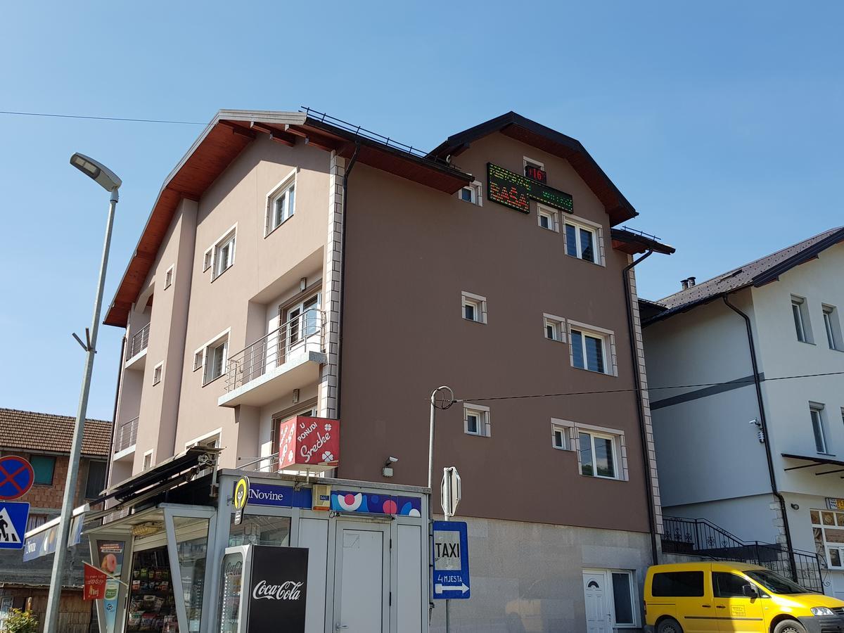 Отель Pansion Basa Ustikolina Экстерьер фото